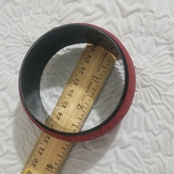 90s Wide Red Fabric Glitter and Black Metal Bangle Bracelet - Picture 6 of 7
